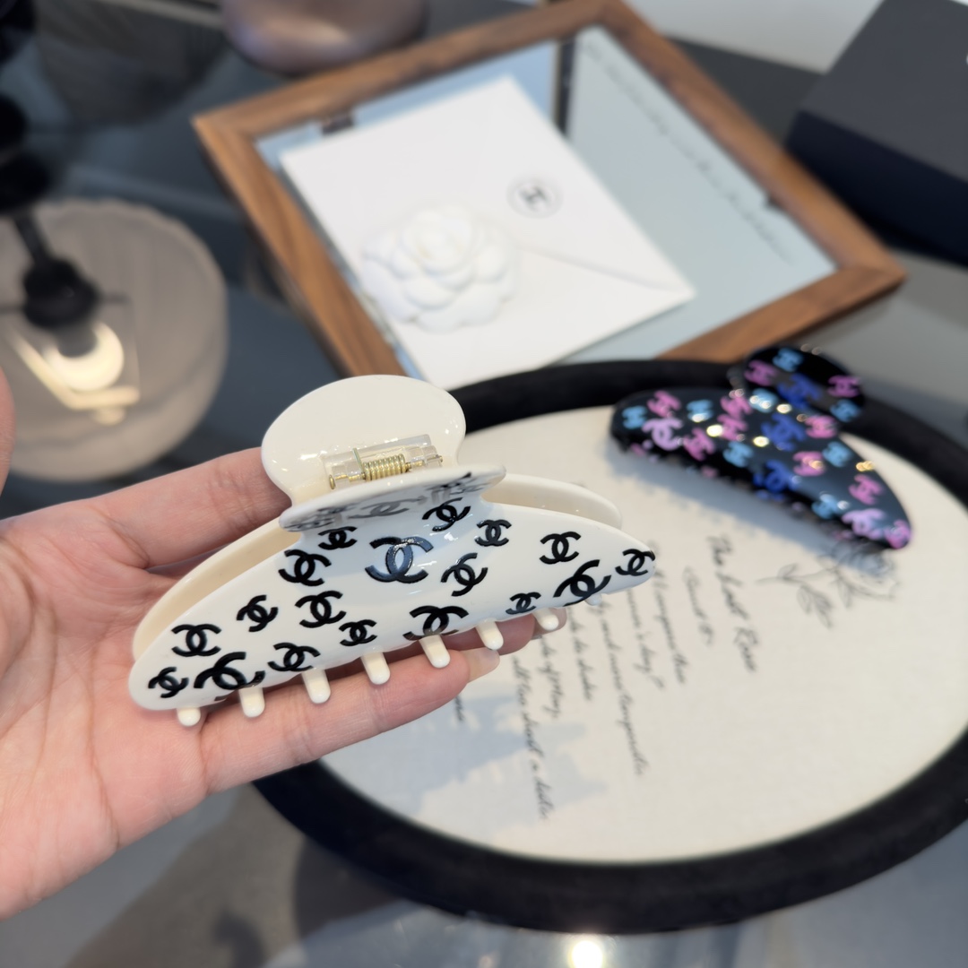 pChanel香奈儿发夹