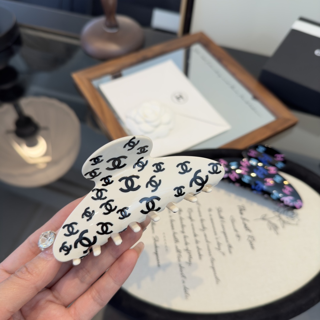 pChanel香奈儿发夹