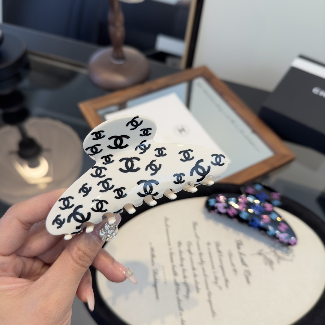 pChanel香奈儿发夹