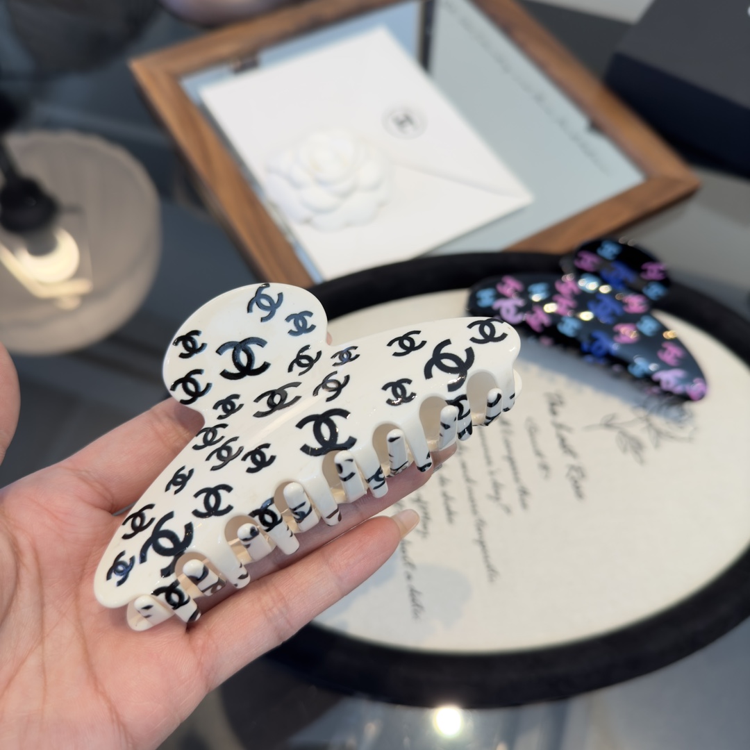 pChanel香奈儿发夹