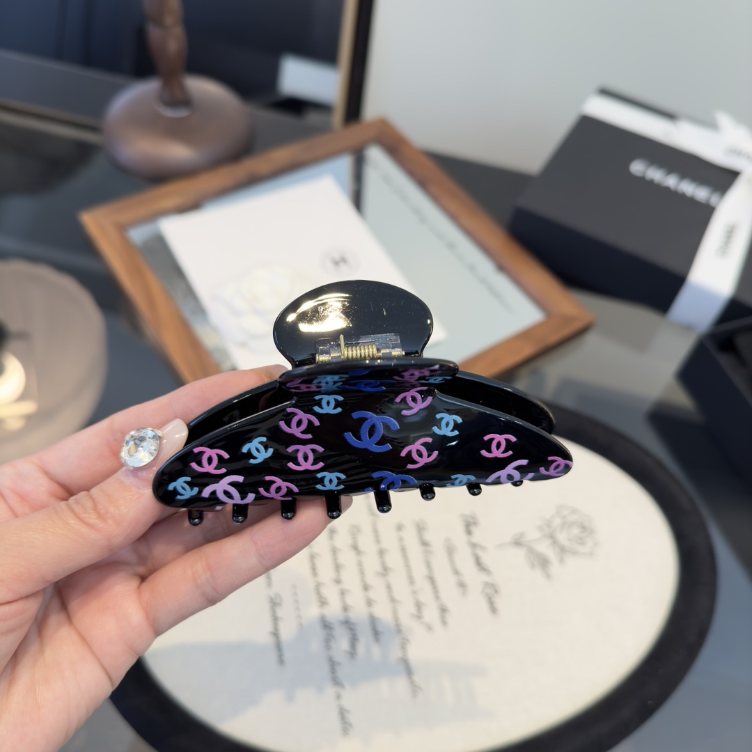 pChanel香奈儿发夹