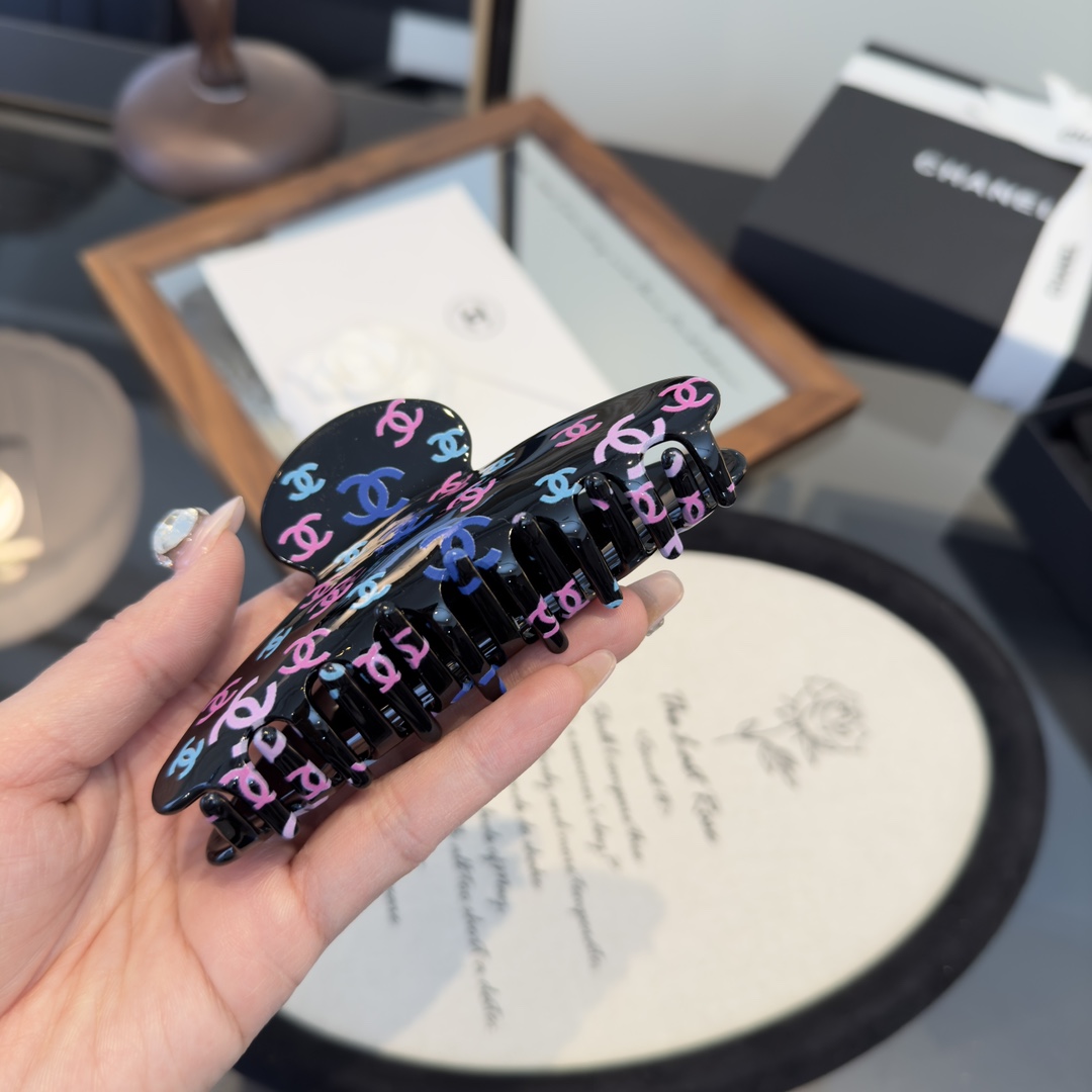 pChanel香奈儿发夹