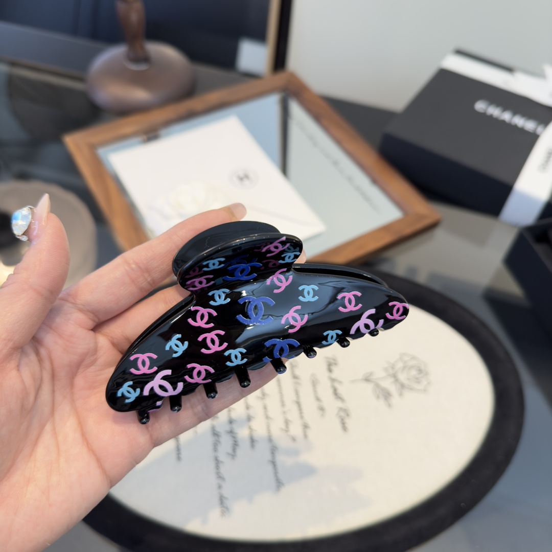 pChanel香奈儿发夹