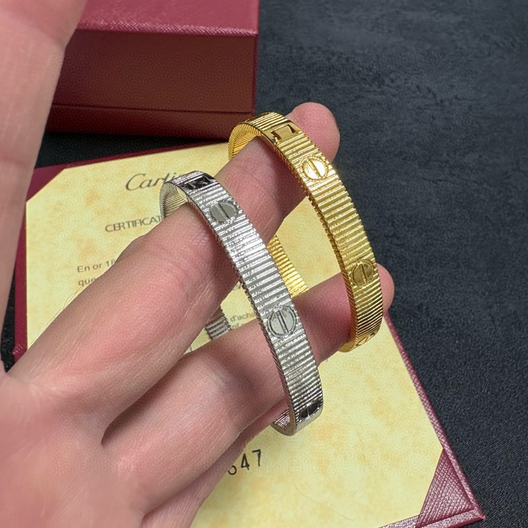 Cartier 新款 Cartier 卡地亚官网最新发布