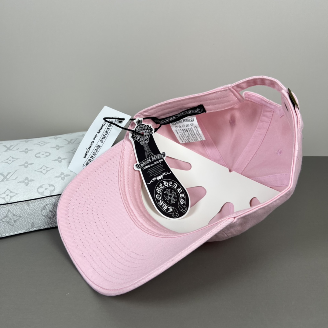 配防尘袋，克罗心最新时尚前卫的休闲设计风格，戴上头就是这样好看看哦，做工精细，男女同款！