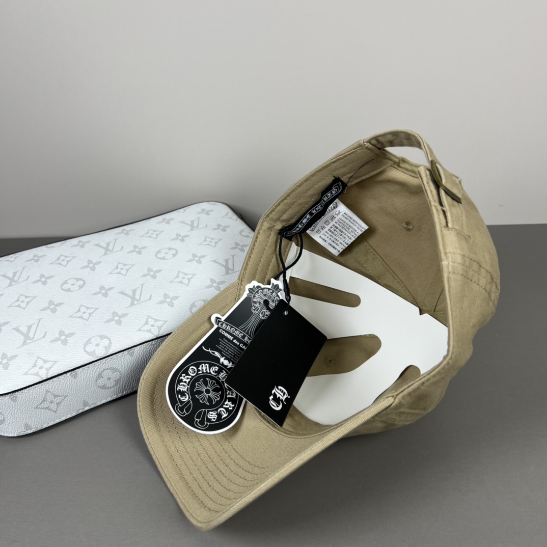 配防尘袋，克罗心最新时尚前卫的休闲设计风格，戴上头就是这样好看看哦，做工精细，男女同款！