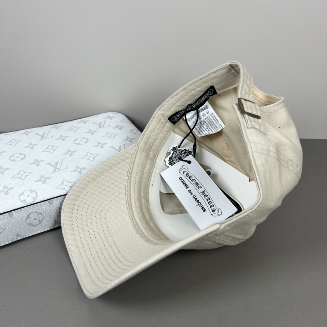 配防尘袋，克罗心最新时尚前卫的休闲设计风格，戴上头就是这样好看看哦，做工精细，男女同款！