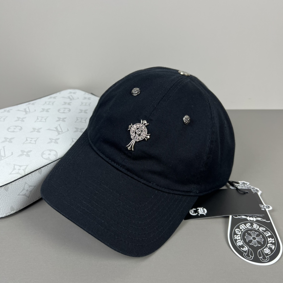 配防尘袋，克罗心最新时尚前卫的休闲设计风格，戴上头就是这样好看看哦，做工精细，男女同款！