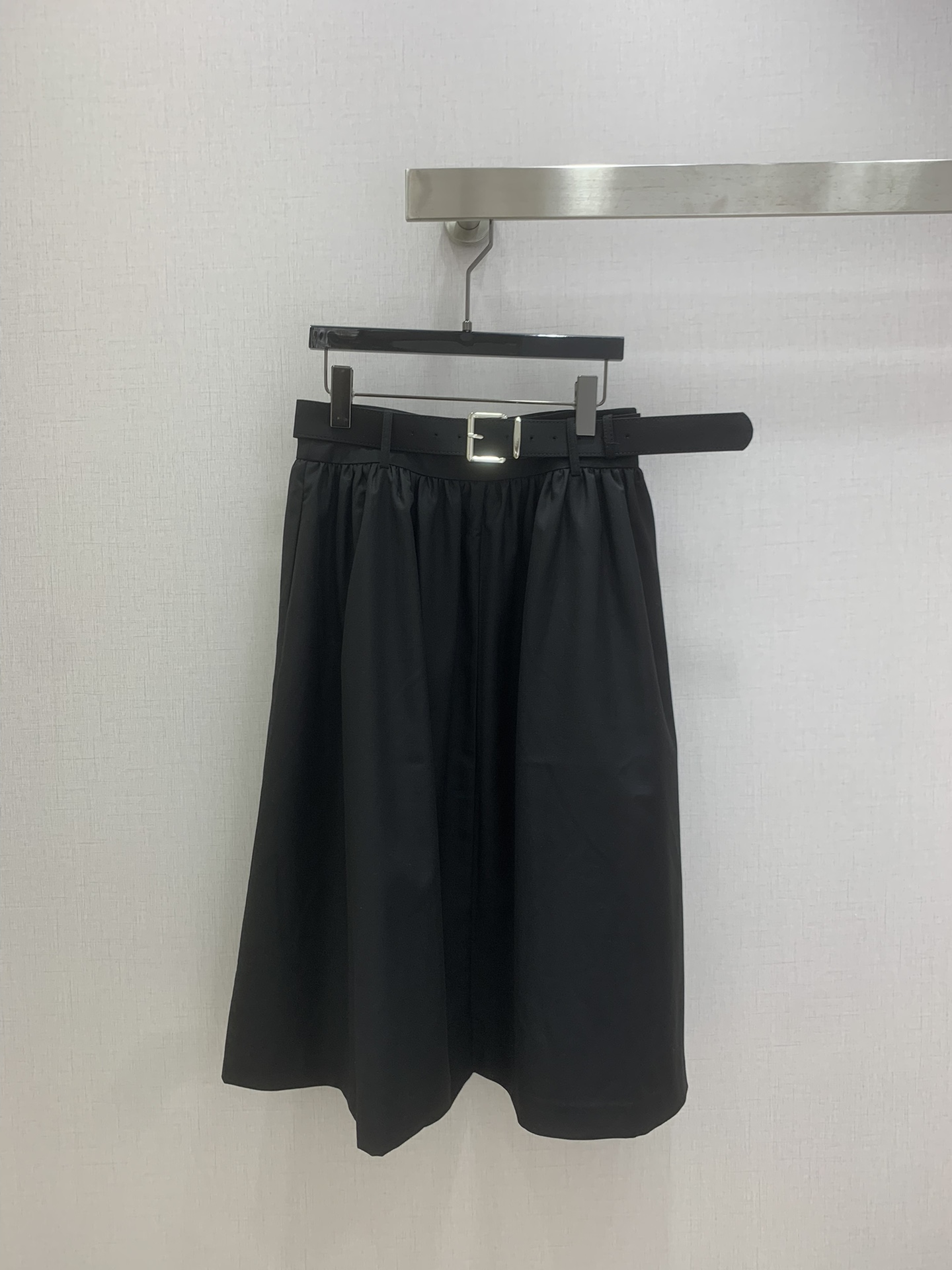 NO:740045,Highly recommended 26 early spring new style belted pleated long skirt, Korean slim casual umbrella skirt, large crotch-covering high-waisted midi skirt, two colors, SMLXL code, high quality ABC,,skirts,19860909强烈推荐 26早春新款 腰带褶皱长半裙 韩系显瘦休闲伞裙大摆遮胯高腰中裙 两个色 SMLXL码 高品质ABC,,skirts,,Women's clothing