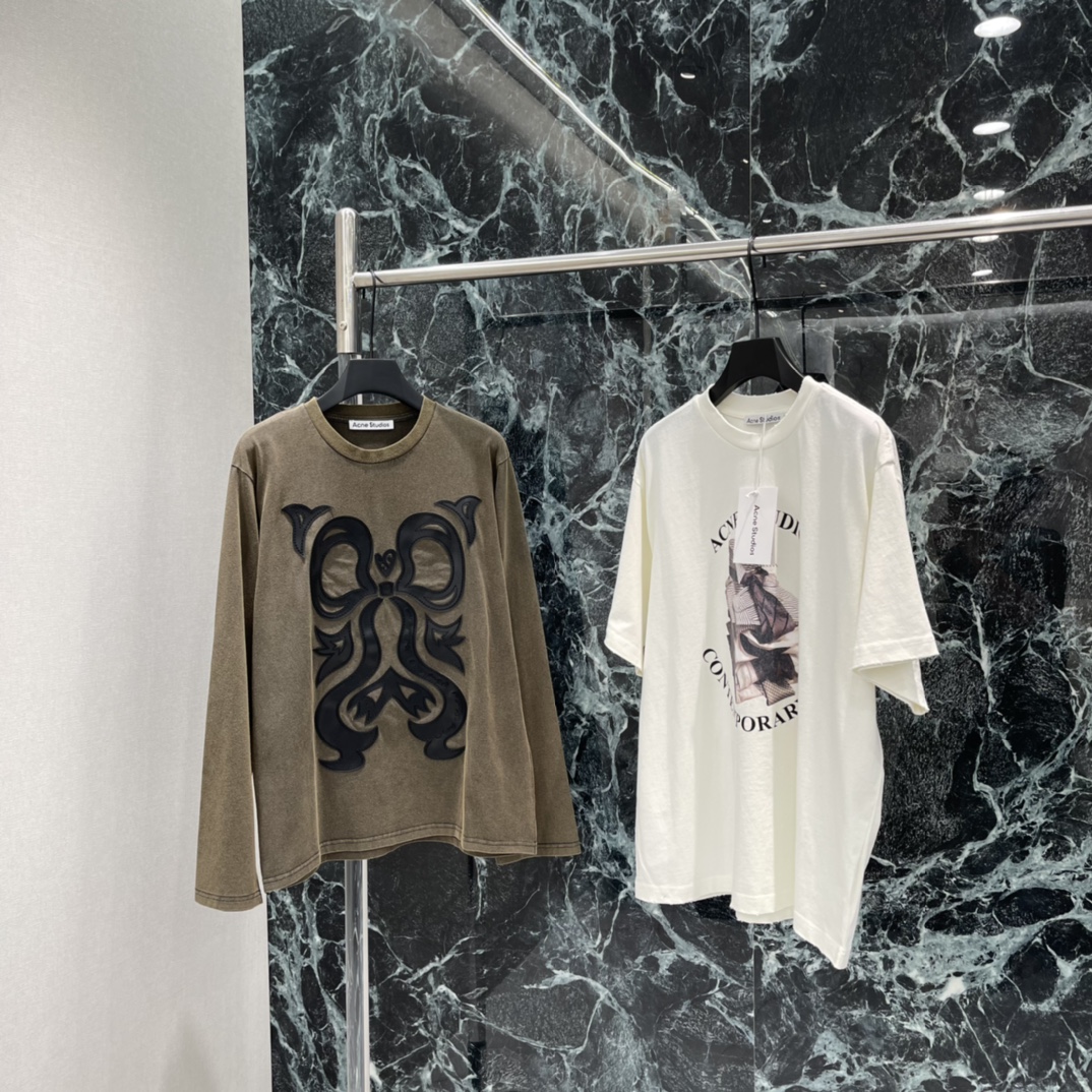 Ac 26春夏新款 印花短袖T恤 正面抽象艺术印花+品牌字母字样 艺术感满满 宽松版型，包容性强 单穿或