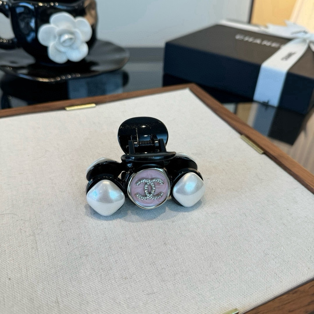 pChanel香奈儿发夹