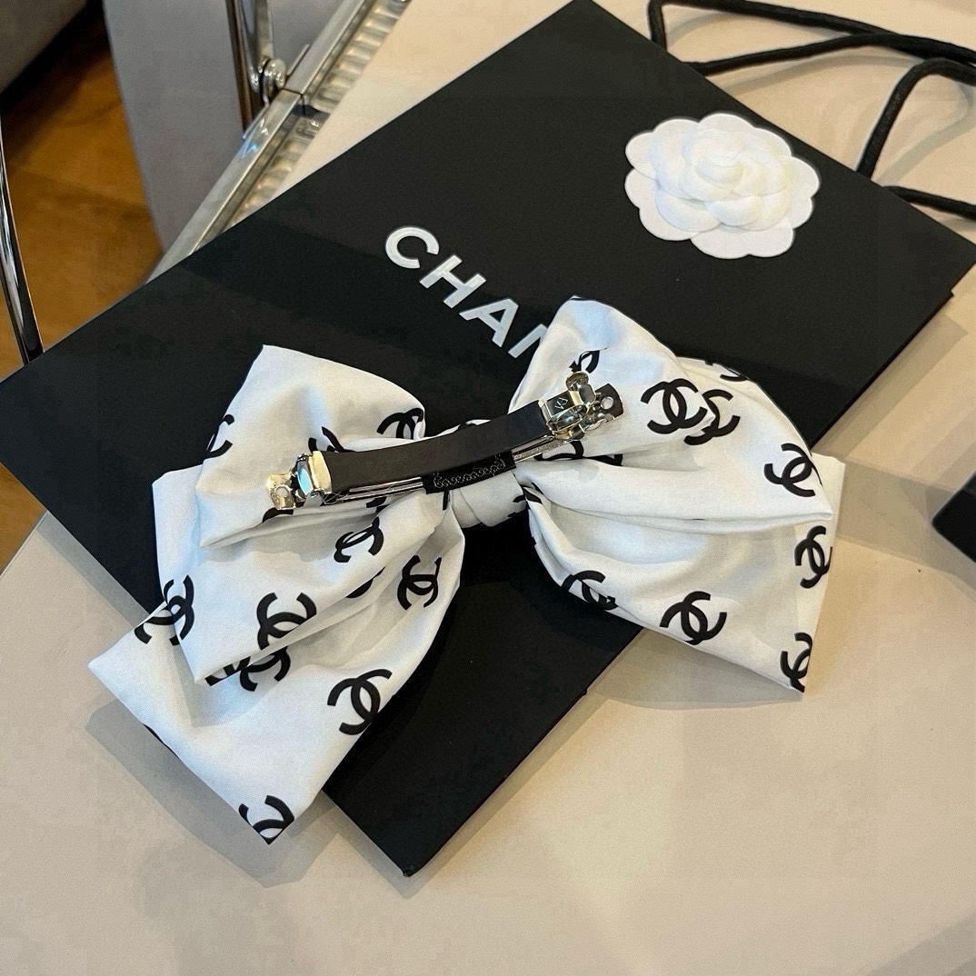 pChanel香奈儿蝴蝶结🎀顶夹