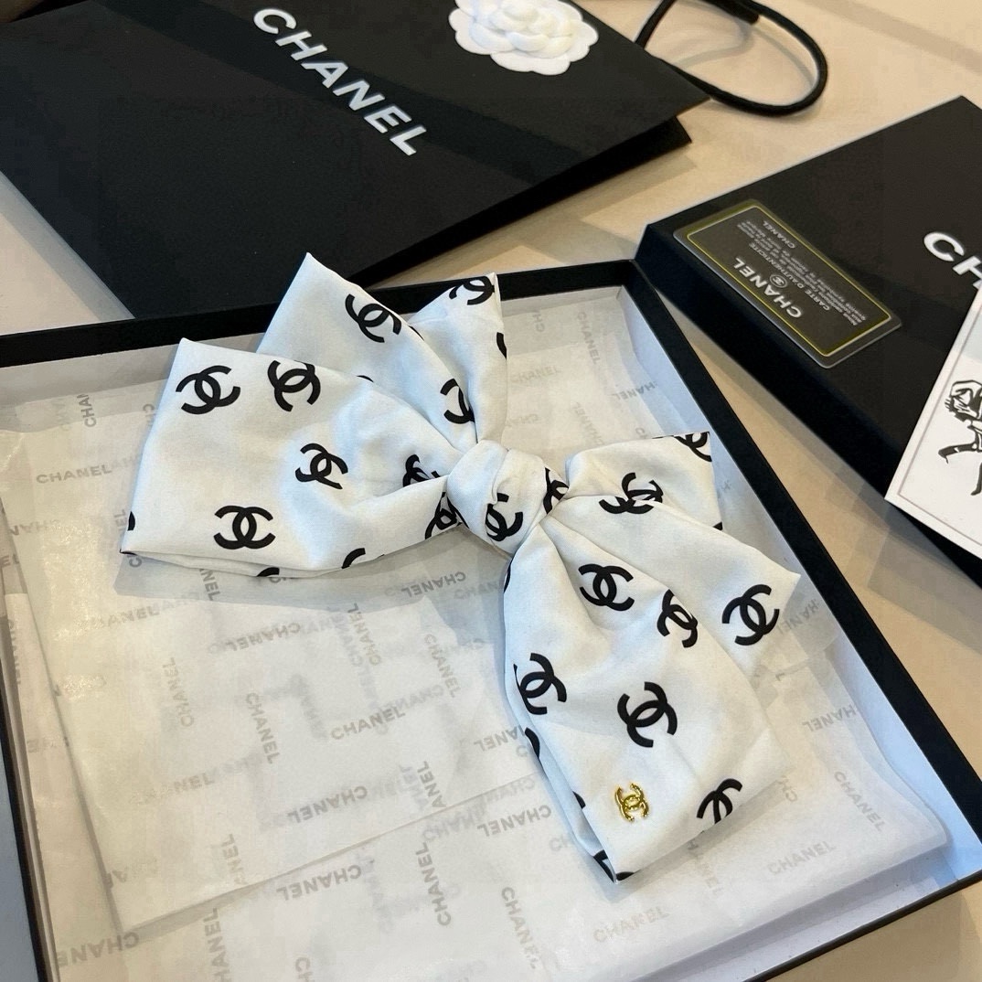 pChanel香奈儿蝴蝶结🎀顶夹