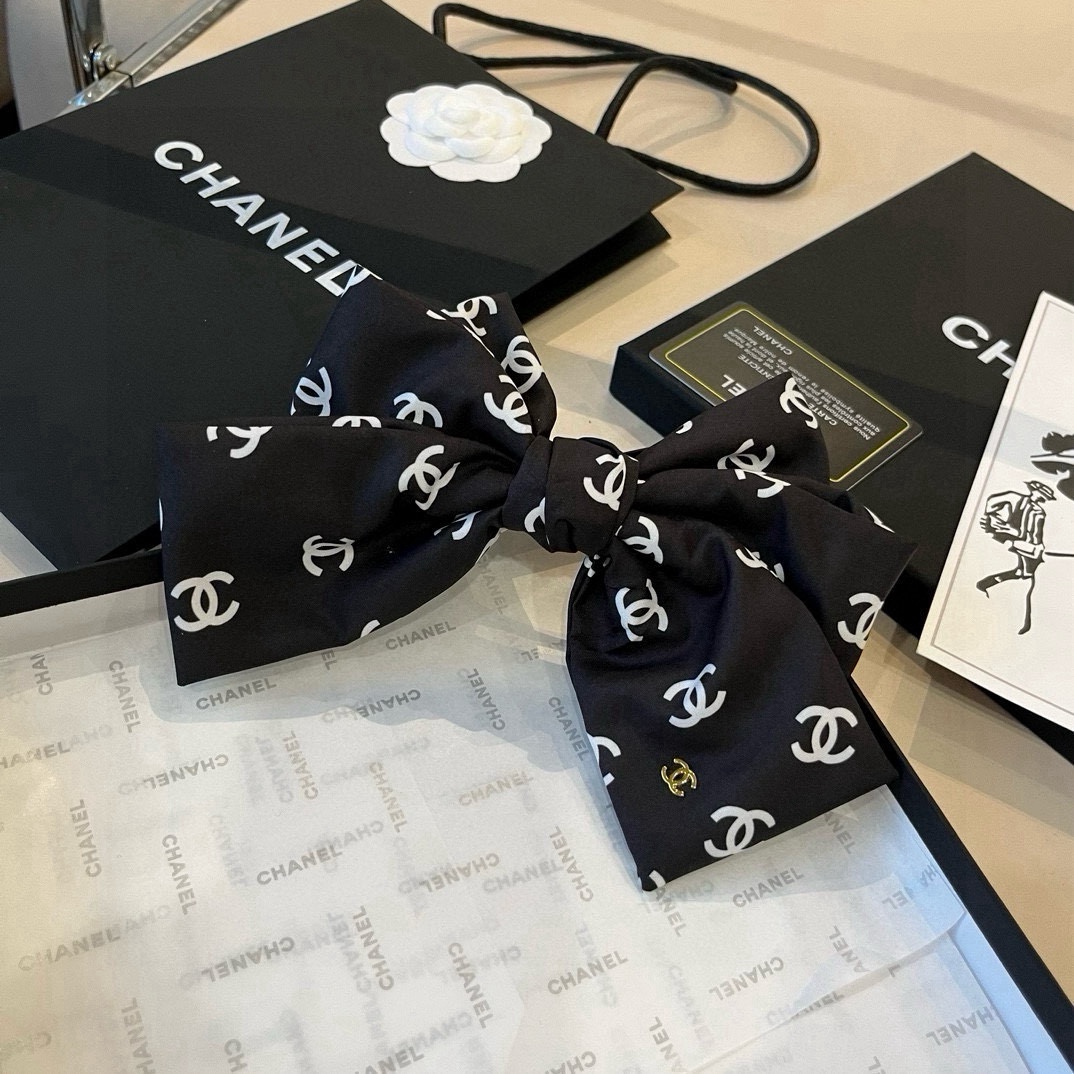 pChanel香奈儿蝴蝶结🎀顶夹