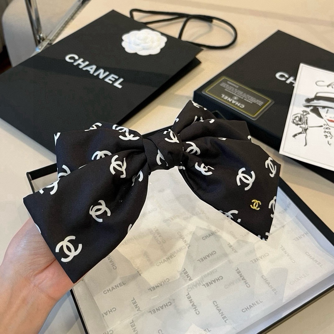 pChanel香奈儿蝴蝶结🎀顶夹