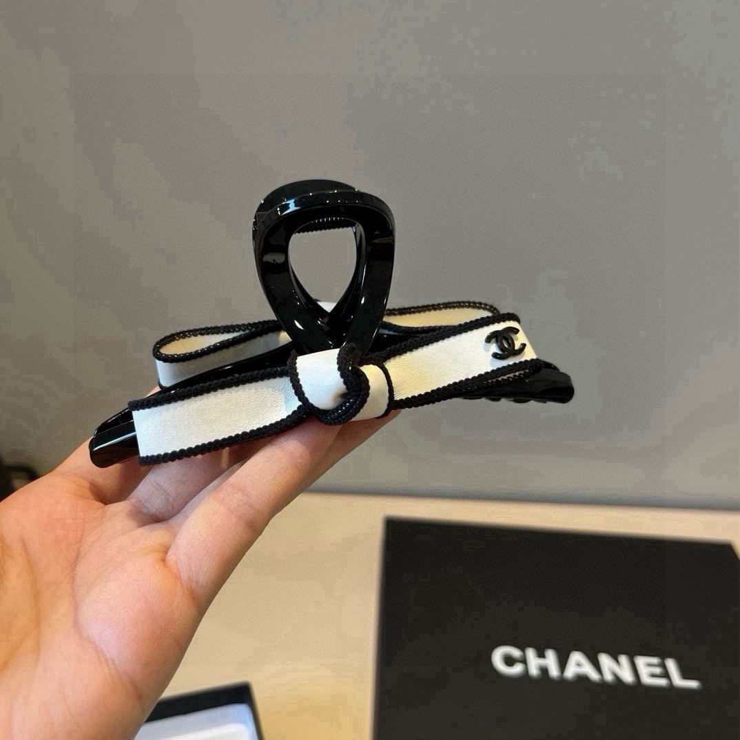 pChanel香奈儿发夹