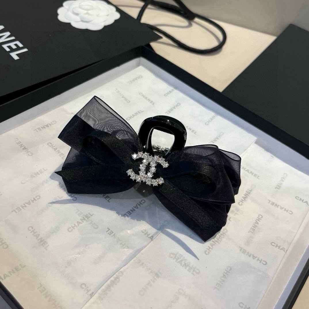 pChanel香奈儿新款发夹