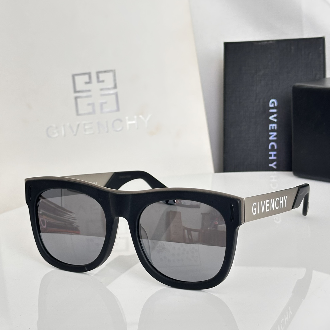 ‼️经典永不过时GIVENCHY *GV7016Size:53-15-145👍