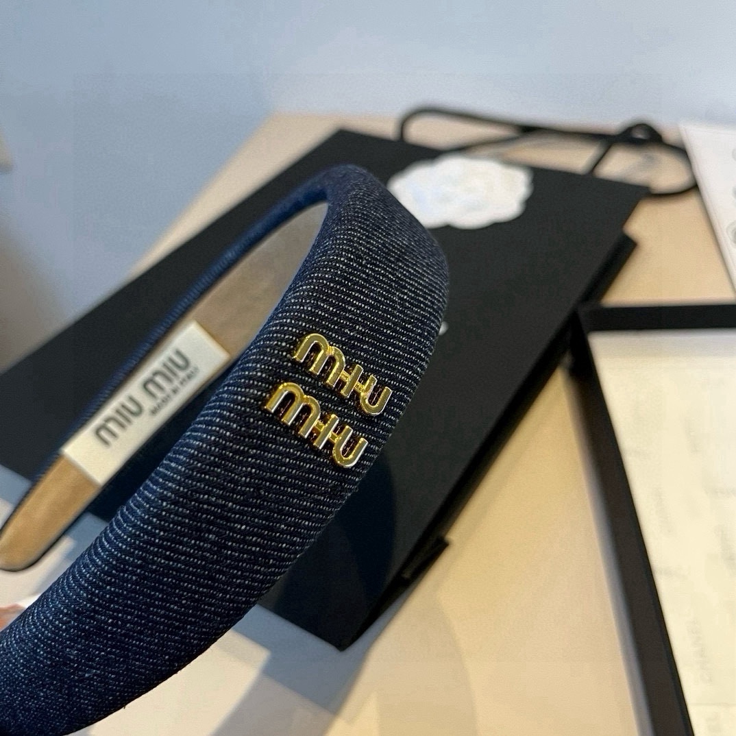 pmiumiu缪缪牛仔发箍，高端定制名媛必备哦