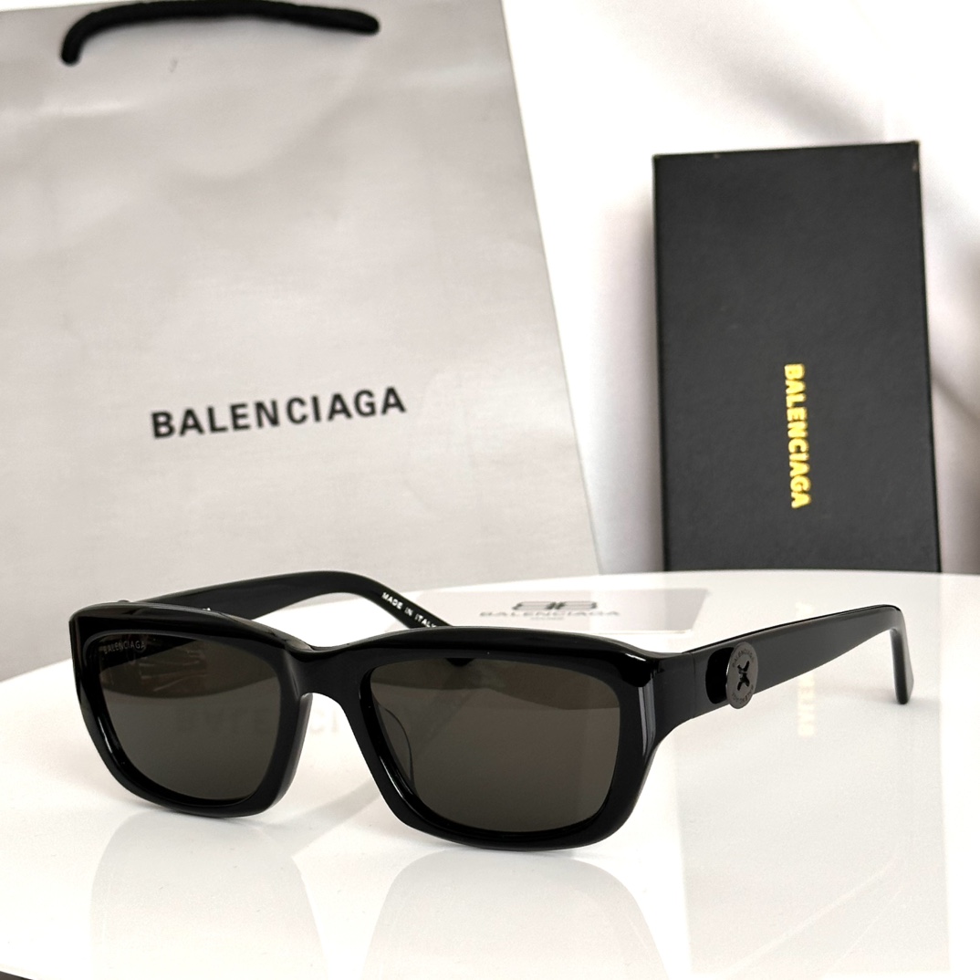 ‼️BALENCIAG*巴黎*世家⚜️⚜️⚜️MODEL：BB0409S ⚜️⚜️⚜️SIZE：58口1