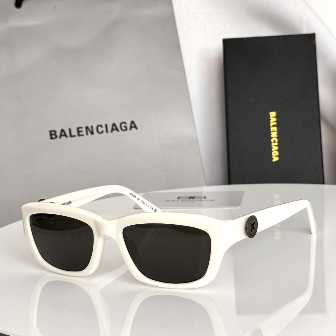 ‼️BALENCIAG*巴黎*世家⚜️⚜️⚜️MODEL：BB0409S ⚜️⚜️⚜️SIZE：58口1