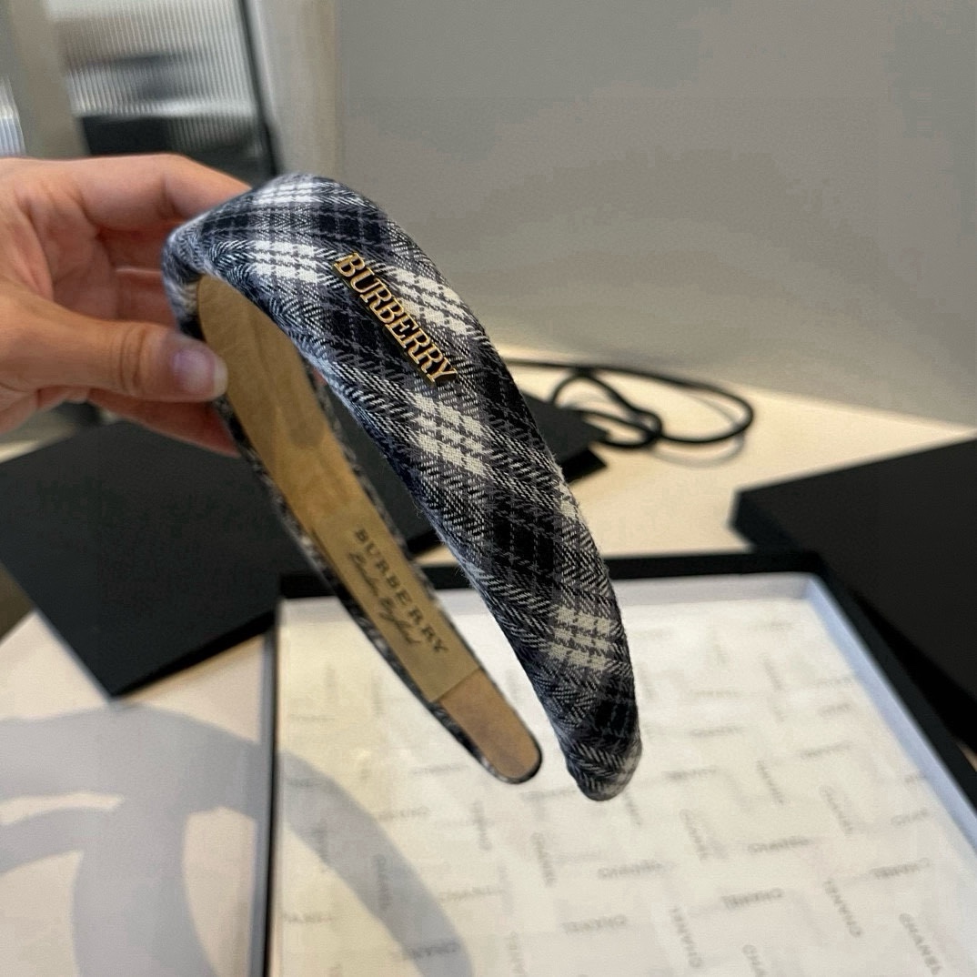 pBurberry巴宝莉格子发箍