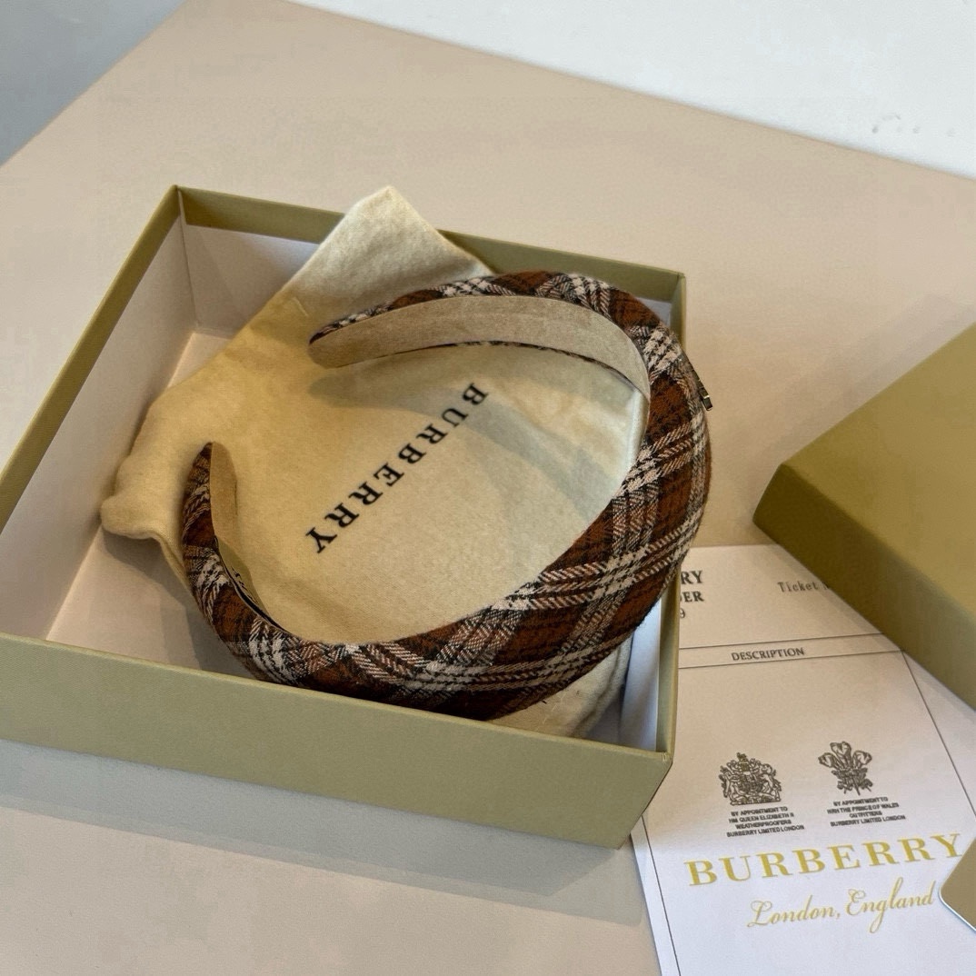 pBurberry巴宝莉格子发箍