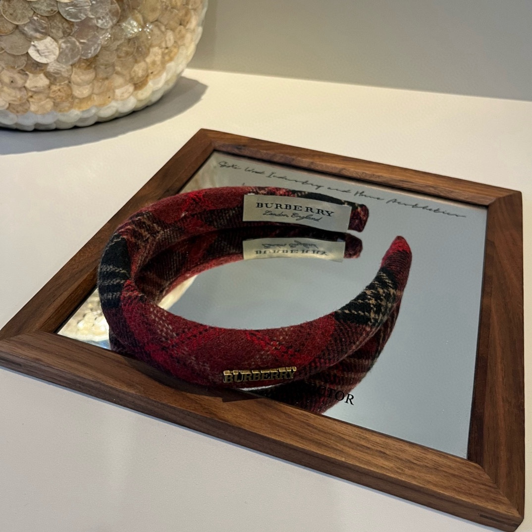 pBurberry巴宝莉新款发箍