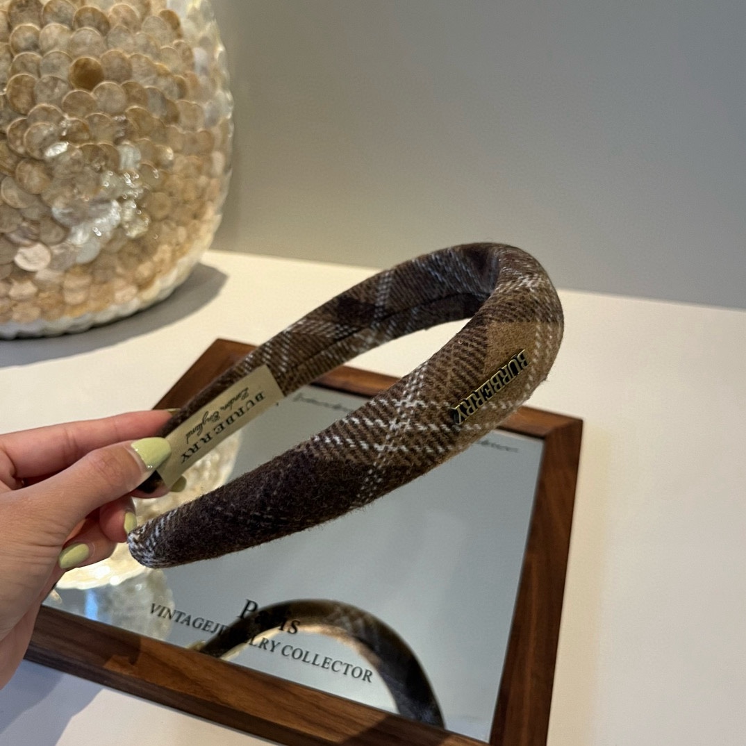 pBurberry巴宝莉新款发箍