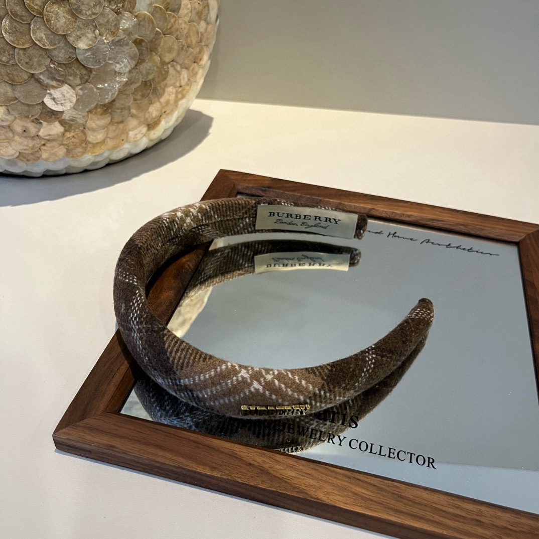 pBurberry巴宝莉新款发箍