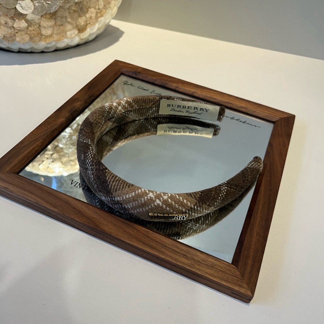 pBurberry巴宝莉新款发箍