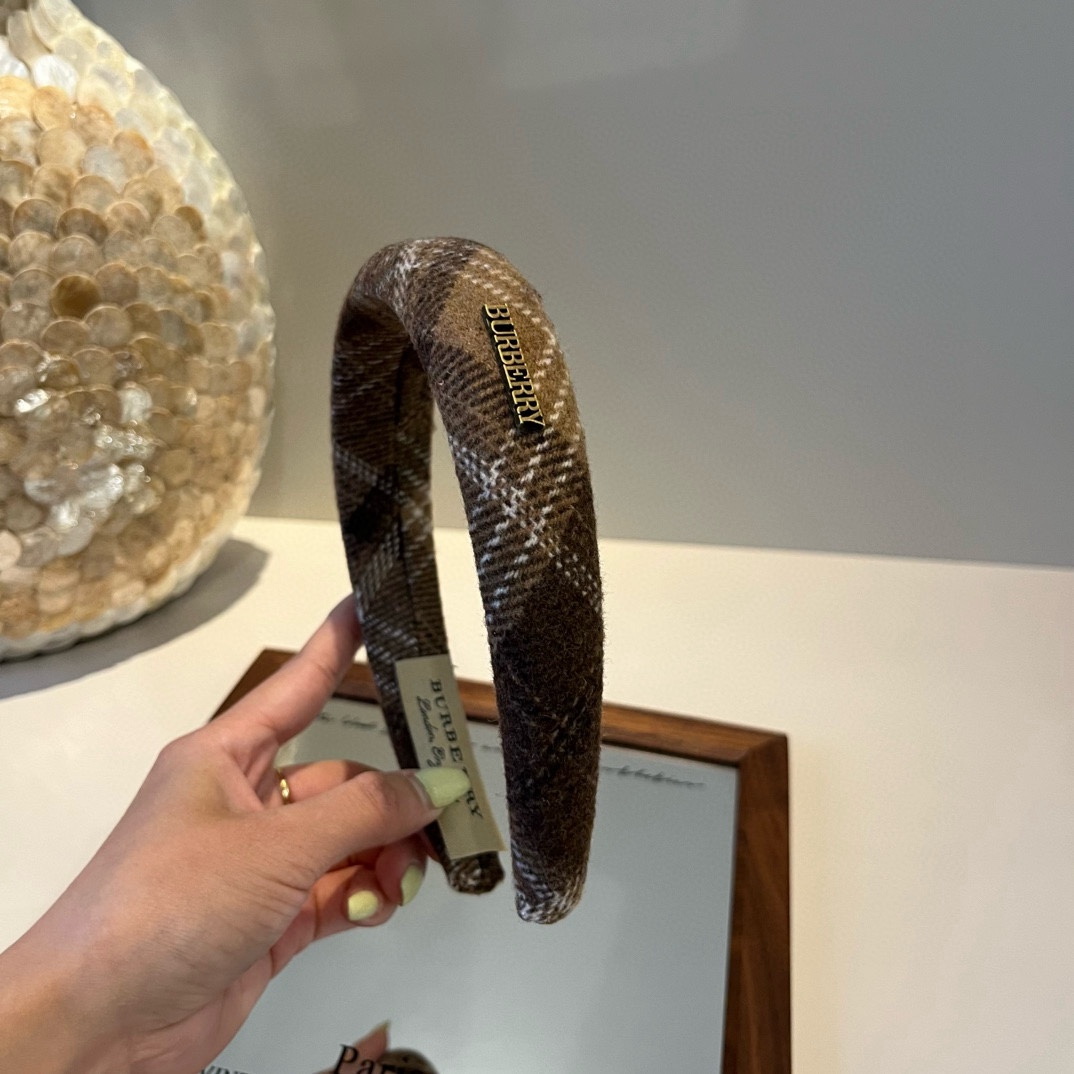 pBurberry巴宝莉新款发箍