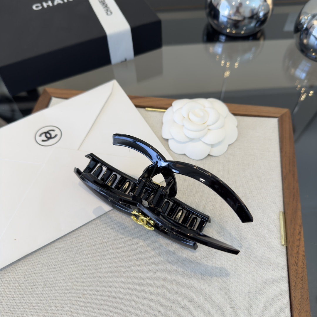 pChanel香奈儿发夹