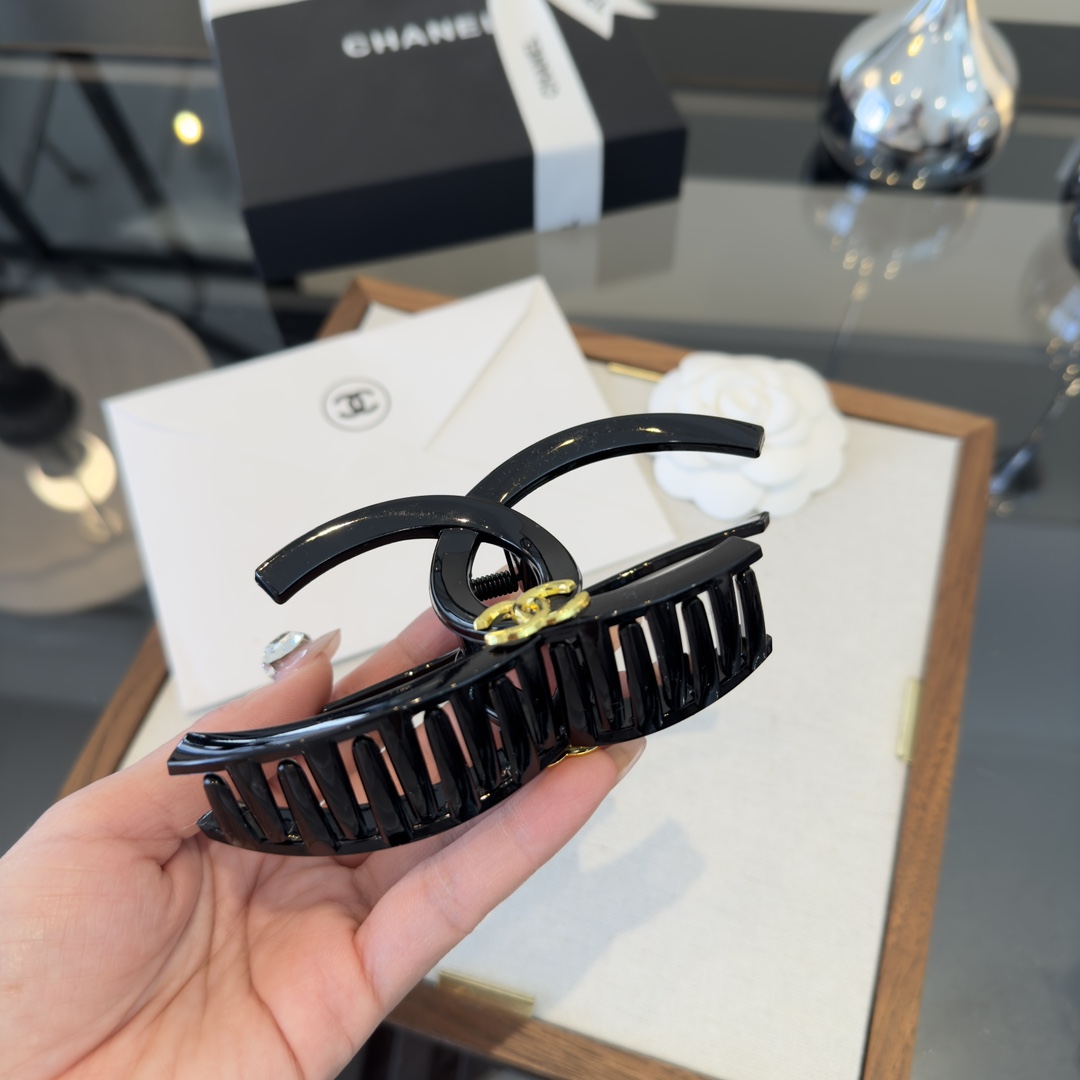 pChanel香奈儿发夹