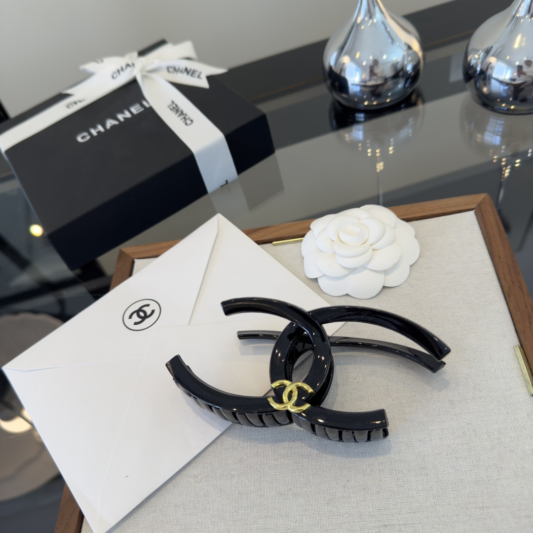 pChanel香奈儿发夹