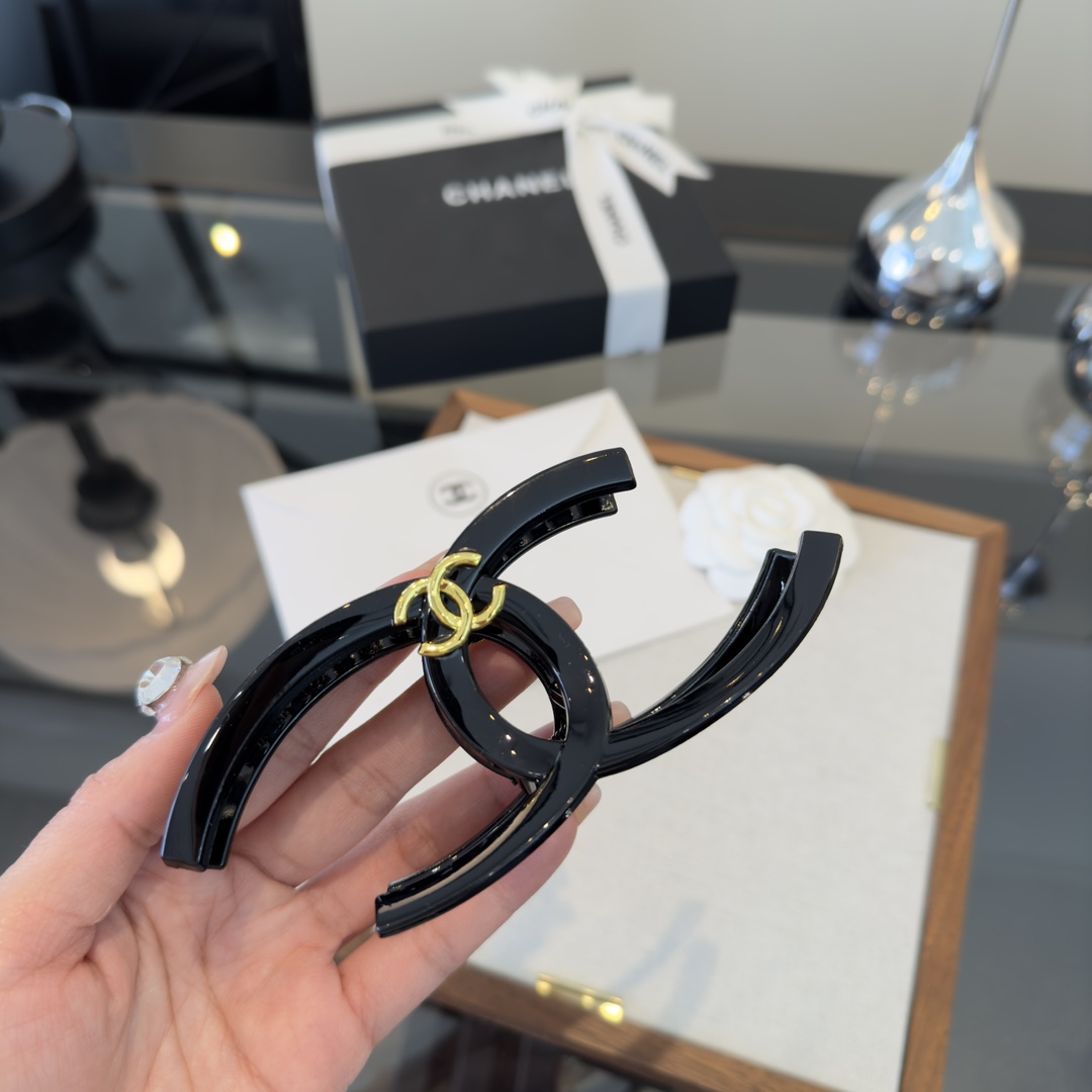 pChanel香奈儿发夹