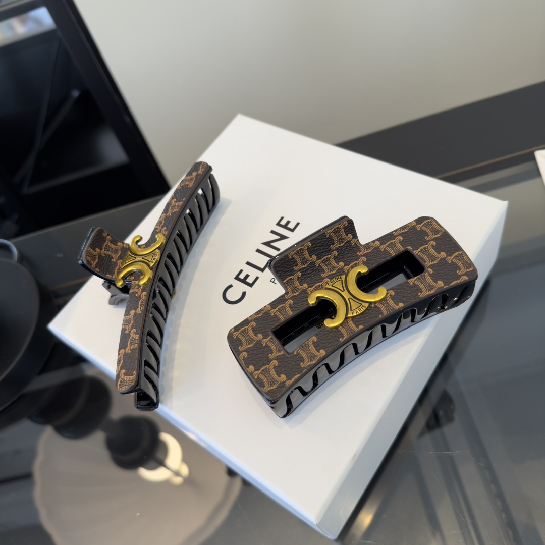 p Celine赛琳新款发夹