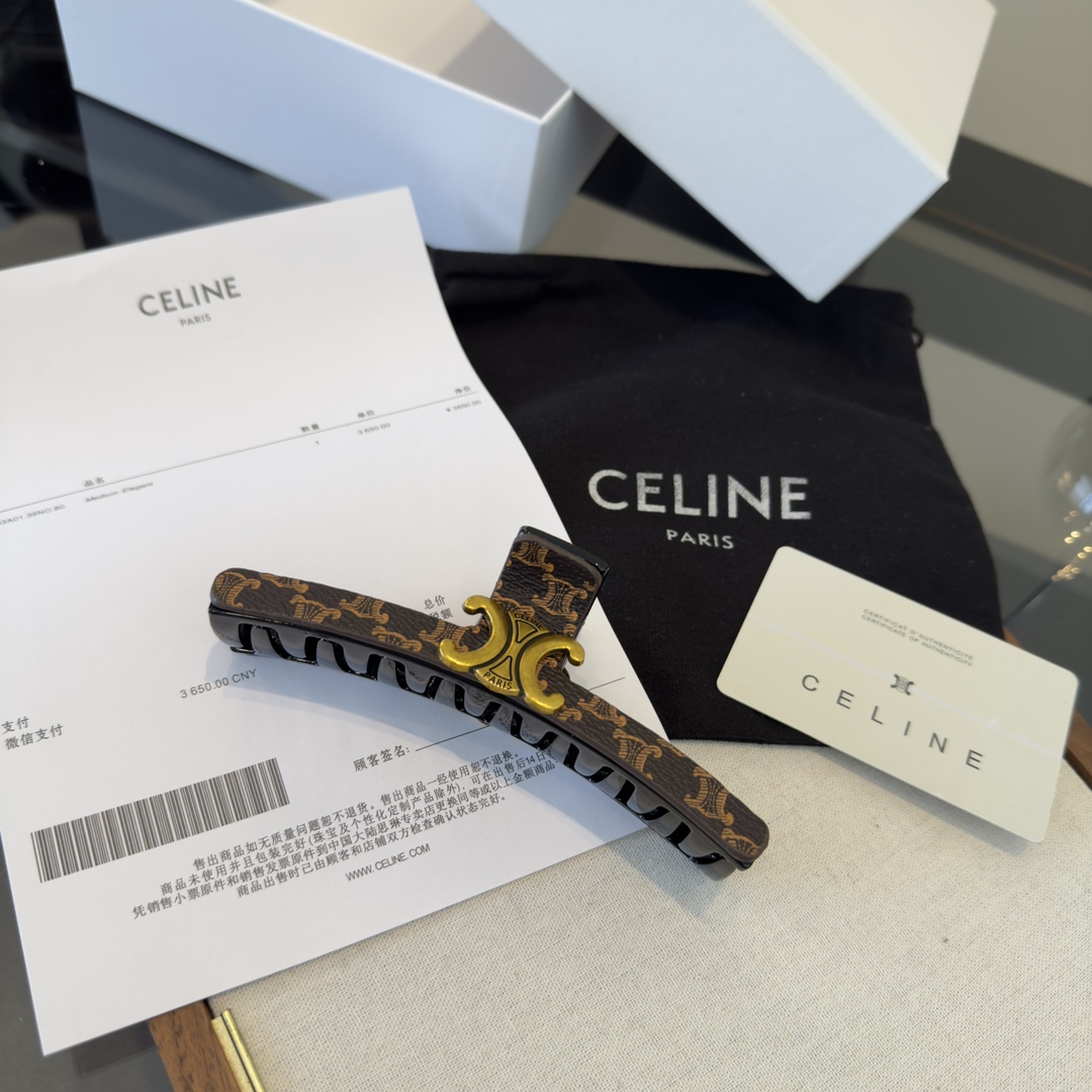 p Celine赛琳新款发夹