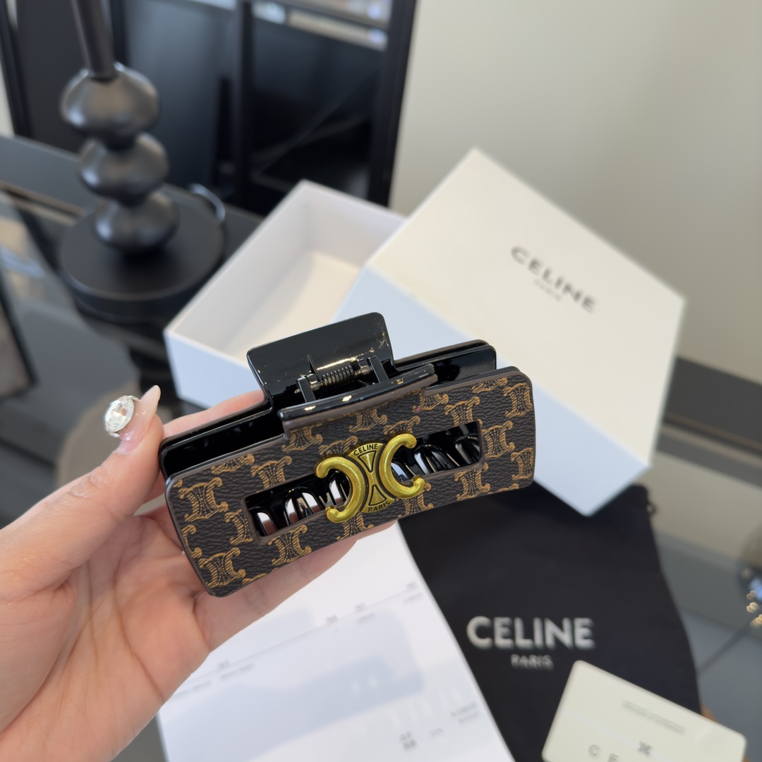 p Celine赛琳新款发夹