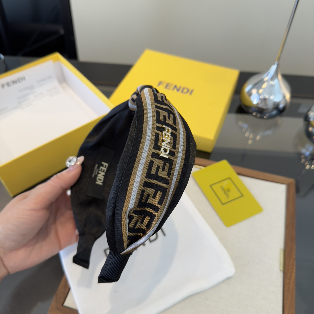 p芬迪芬迪新款发箍