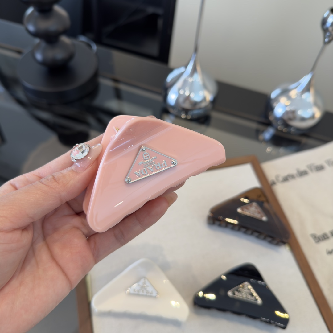 p（单个）PRADA普拉达发夹