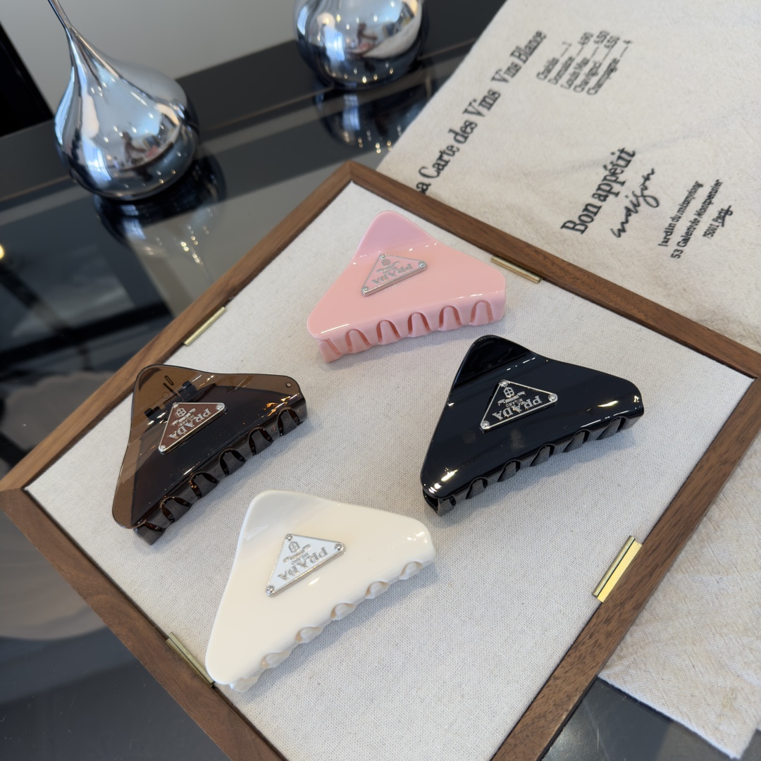 p（单个）PRADA普拉达发夹