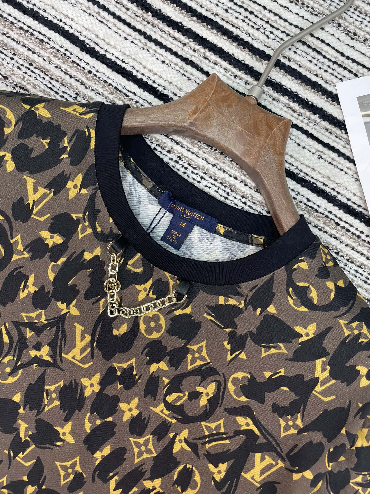 LV Kvinner LV New T “ ” oversize — photo 6