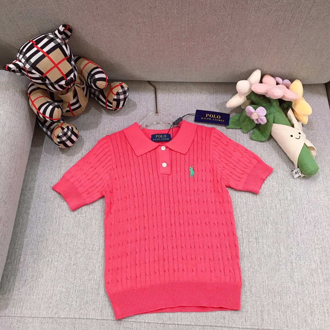 Alta costura solo cambio de talla. Tallas: 110-160. Polo de punto con cuello pequeño vuelto, estilo colegial vintage, t…