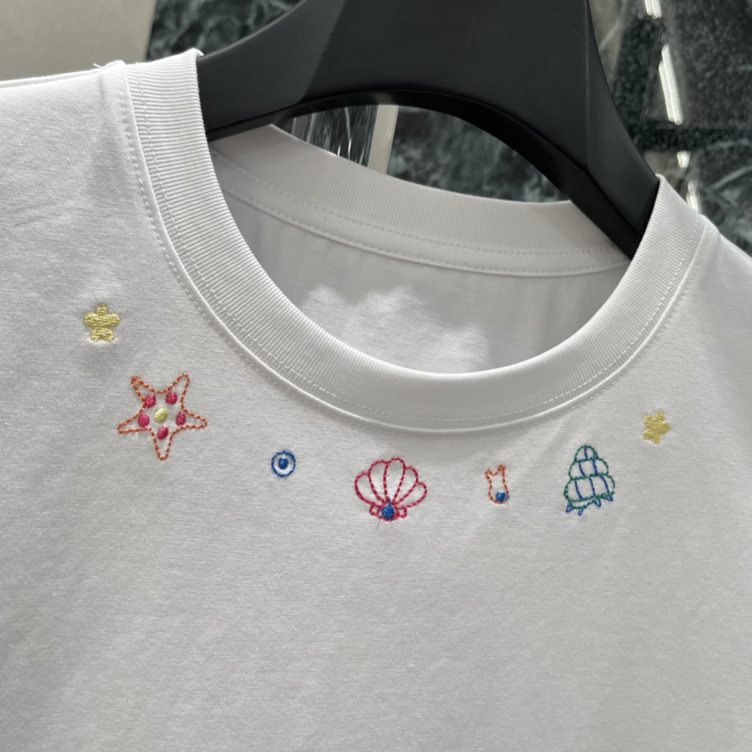 Studio Francoss 26春夏新款 领口刺绣T恤 领口童趣刺绣，海星，贝壳，钻石等元素超有法式