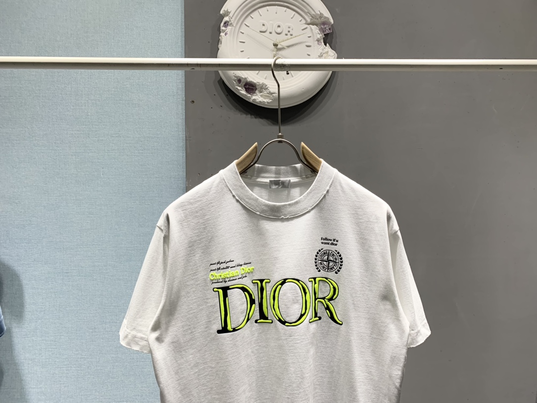 Dior 隔天 不退换Dior 立体压胶联名T恤