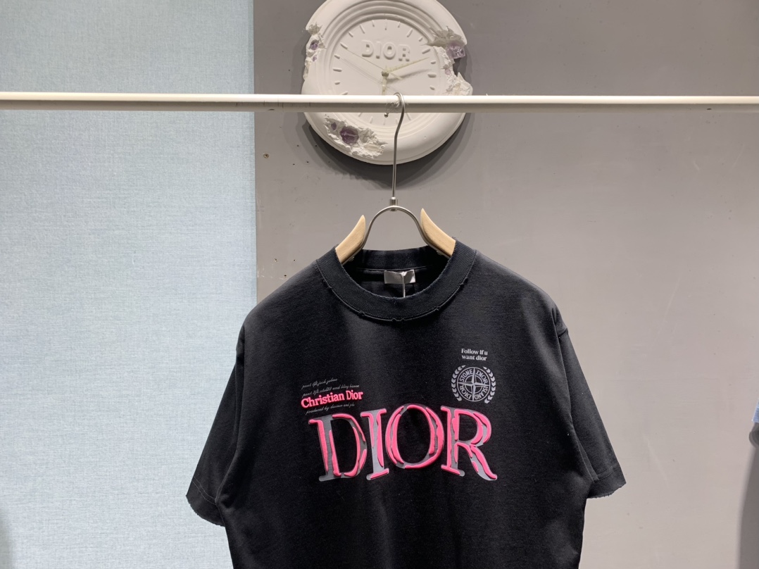 Dior 隔天 不退换Dior 立体压胶联名T恤
