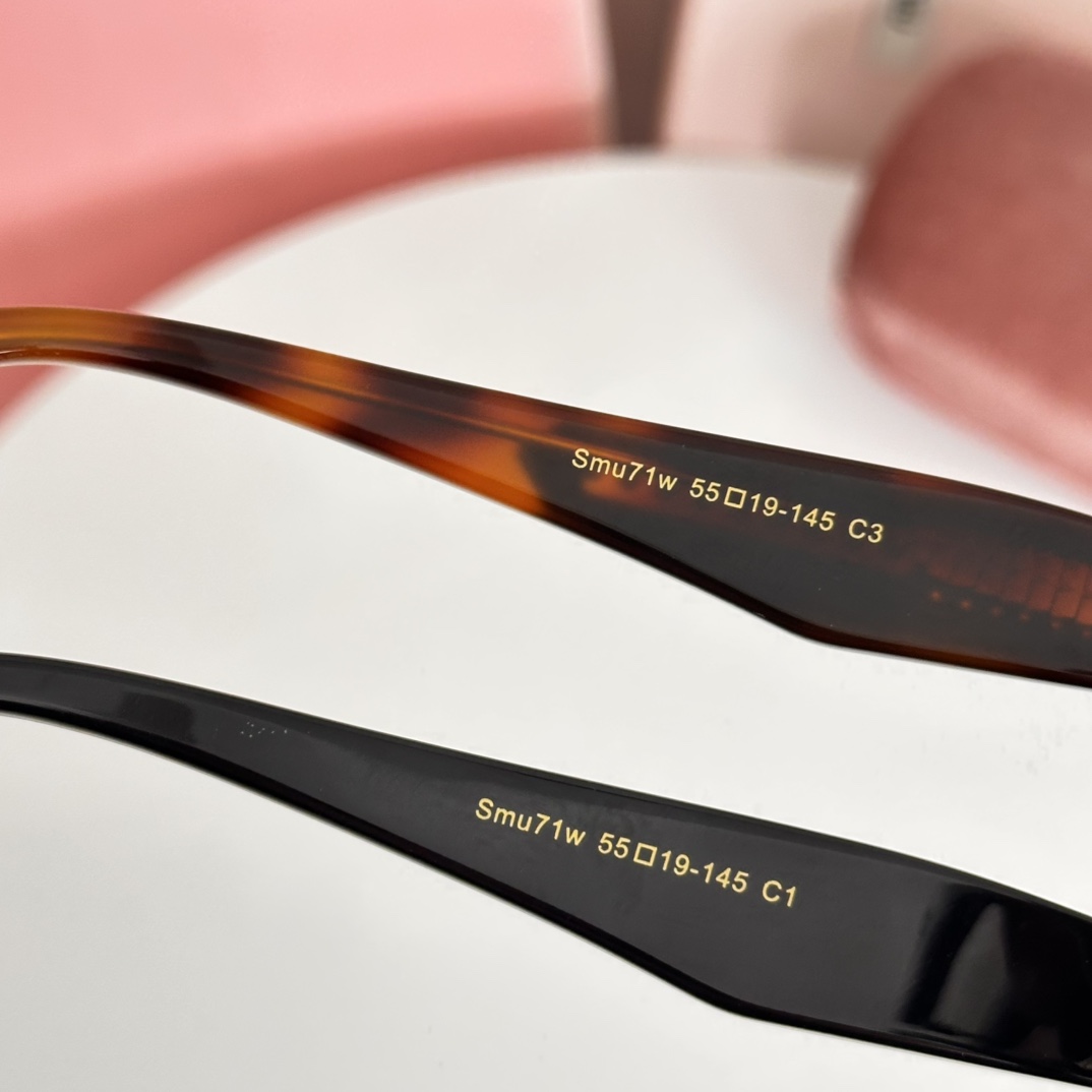 ‼️MIU MIU🎀🎀🎀MODEL：SMU71W🎀🎀🎀SIZE：55口19-145🎀🎀🎀