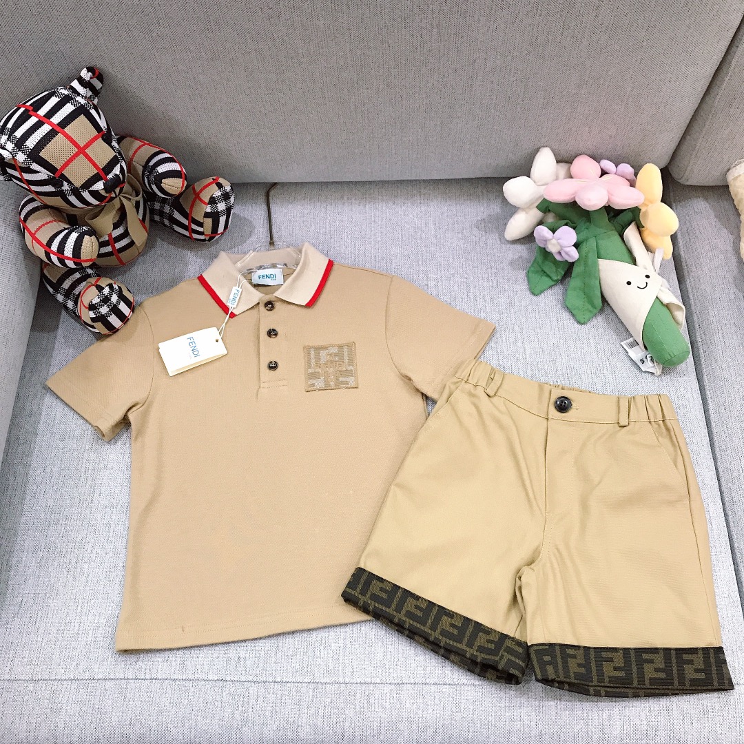 Alta costura solo cambio de talla. FEND* Modelo para hermanos y hermanas. Conjunto de cuello solapa. Polo de cuello sol…