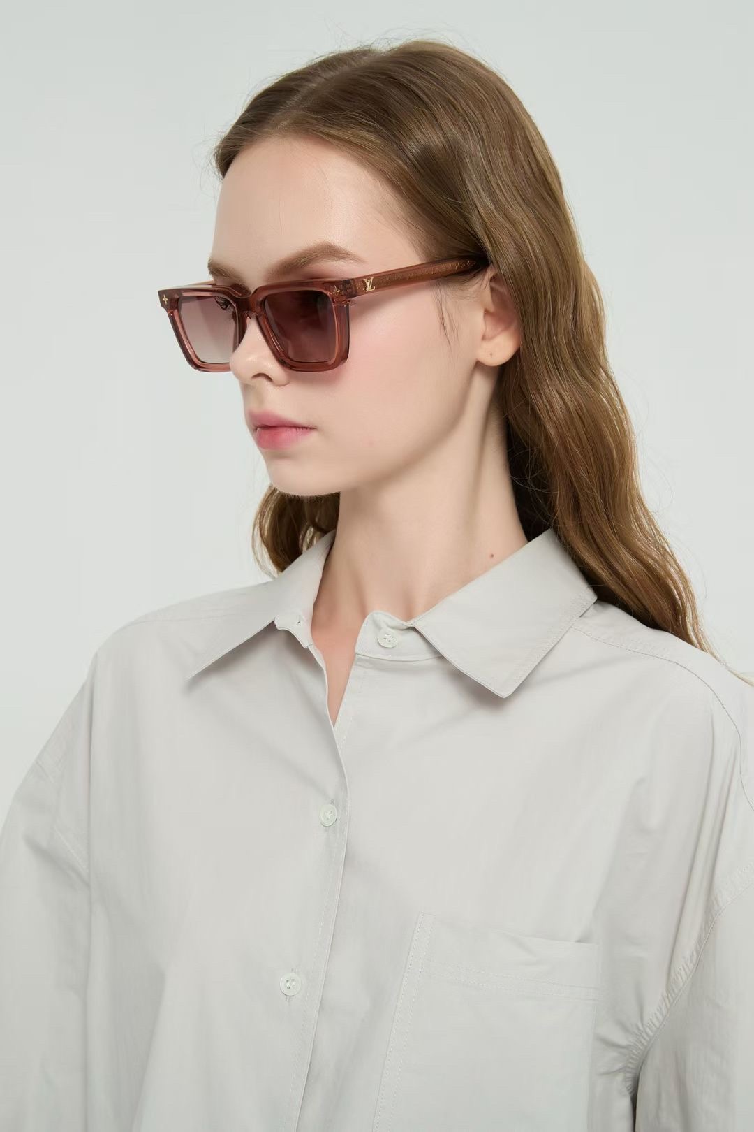 P‼️ 模特图 LOUIS VITTO*LV Aura Square太陽眼鏡是路易威登彰顯精湛工藝及標誌